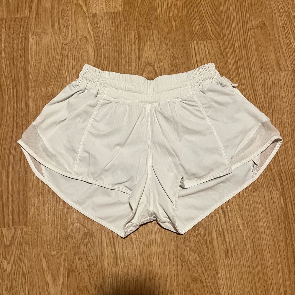 White lululemon shorts